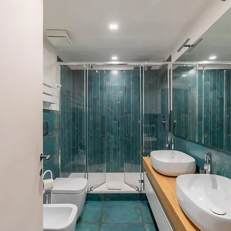 Iflat Timeless Elegance In The Center Of Apartment
