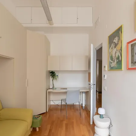 Iflat Timeless Elegance In The Center Of Apartment