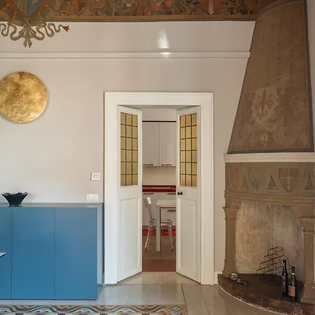 Iflat Timeless Elegance In The Center Of Apartment