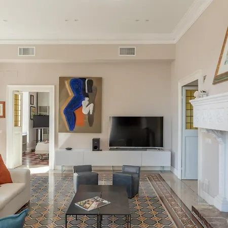 Iflat Timeless Elegance In The Center Of Apartment Rome