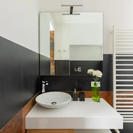 Iflat Timeless Elegance In The Center Of *