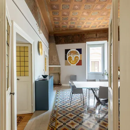 Iflat Timeless Elegance In The Center Of