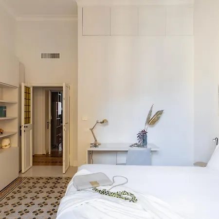 Iflat Timeless Elegance In The Center Of *